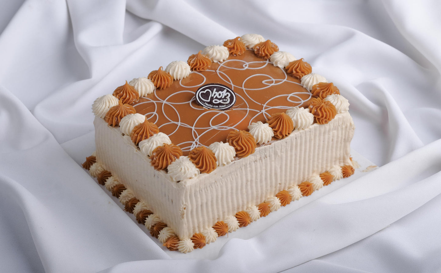 Torta Panqueque Manjar Lúcuma